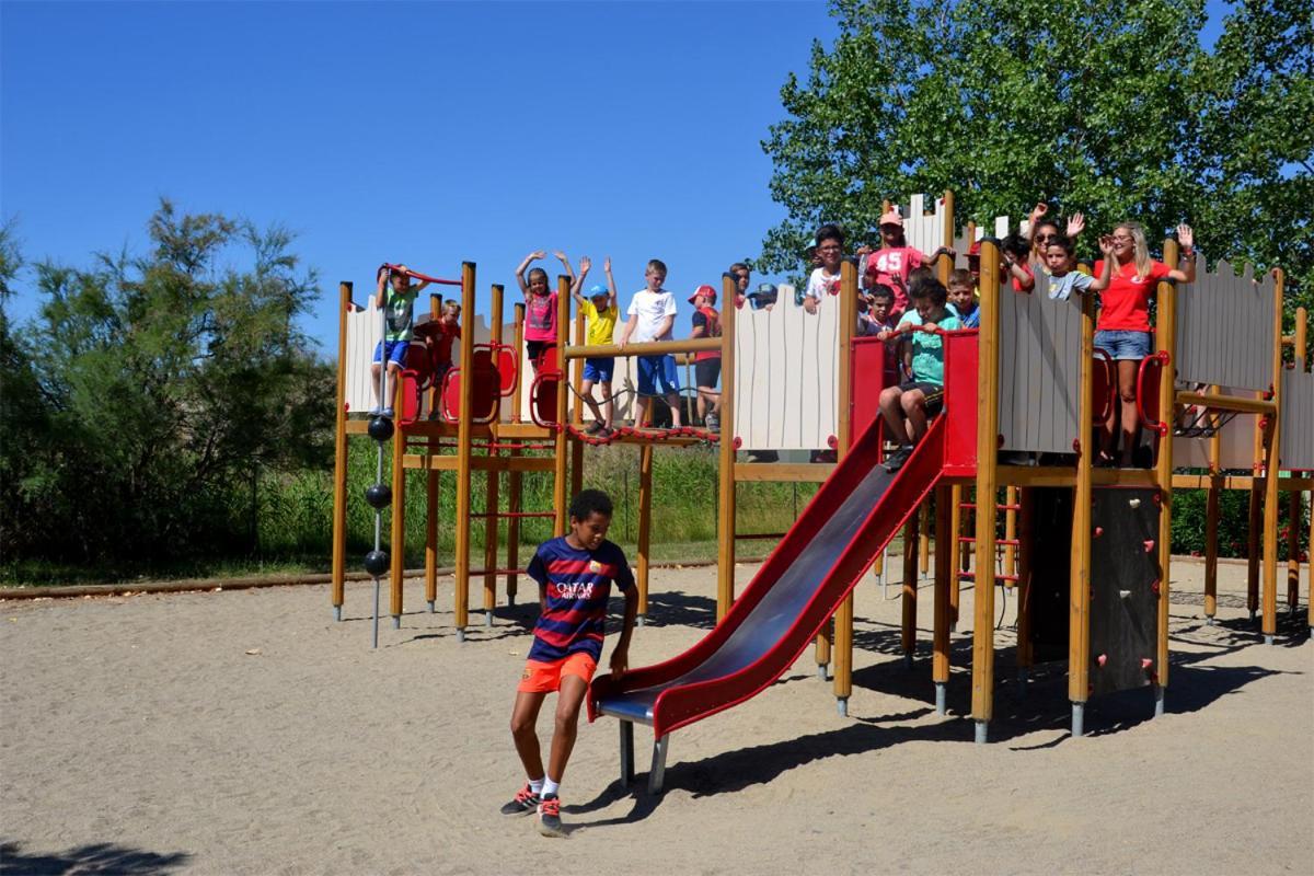 Camping Les Salisses - Maeva Vias Exteriör bild