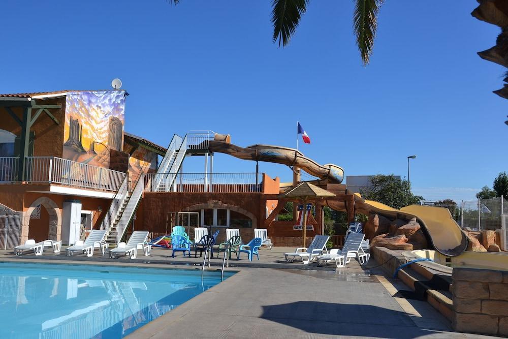 Camping Les Salisses - Maeva Vias Exteriör bild